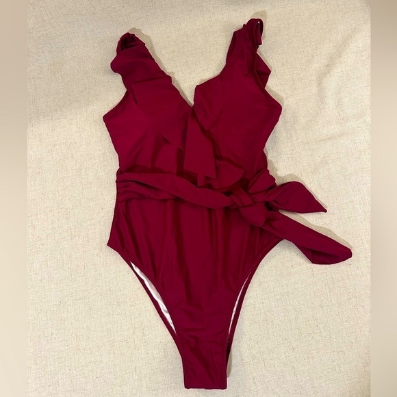 One Piece Cranberry Bathing Suit Ruffled Chest Size Medium - Picture 1 of 6